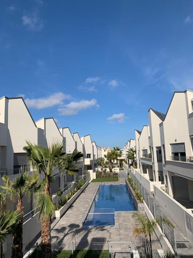 Apartamento Con Solarium Villa Amalia Torrevieja Extérieur photo